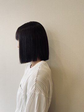 ミリ 国分寺(Mili) ミディアムボブ