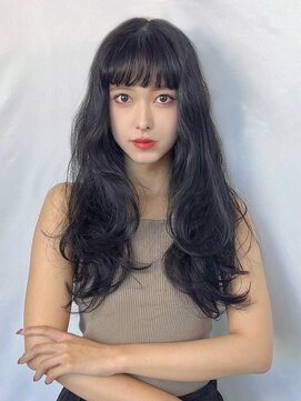 ディーエックス スリー(Dxxxx III) 似合わせカット ウェーブミディアムレイヤー 韓国 TOMOKI