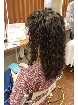 ピールアーク(peal ark) ハードパーマ×ツイストスパイラル