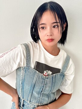 ドーチェ 茨木店(DOCHE) 透け感暗髪カラー×切りっぱなしボブ×センターパート