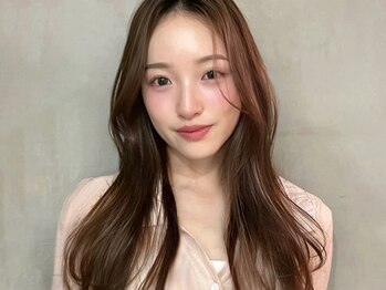 ケーツー エム 京都ラクエ(k-two emu)の写真/業界屈指の似合わせ♪絶妙な顔周り&前髪カットのバランスで小顔に[レイヤーカット/髪質改善トリートメント]