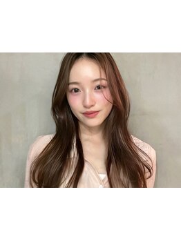 業界屈指の似合わせ♪絶妙な顔周り&前髪カットのバランスで小顔に[レイヤーカット/髪質改善トリートメント]