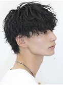 波巻きスパイラルパーマツーブロックマッシュウルフ