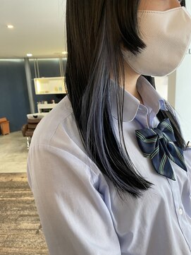 ヨルプラスディ(yoru+D) インナーカラー ホワイトブルー