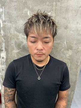 メンズサロン キング 高槻店(Men’s salon K!ng) 波巻きツイストスパイラルパーマ/フェザーパーマ/眉毛/メンズ