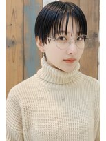 ソラ(sora) 大人ショート 黒髪 メガネ女子