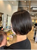 冬の似合わせ丸みショートで小顔効果UP！