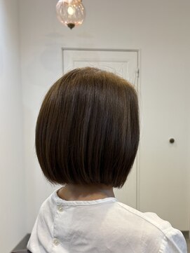 カルム(calme) medium bob