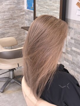ヘアーララプラス(HAIR lala+) 【HAIR lala+】 #ロング#ダブルカラー#ミルクティー