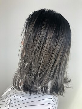 クラナ(clana) ブリーチ2回/グレーバレイヤージュ