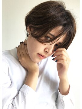 サーカス バイ ビュートリアム 青山(CIRCUS by BEAUTRIUM) ゆるふわ２way丸みマッシュショート