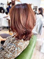 マリアバイアフロート(Maria by AFLOAT)&nbsp;#4ミディアムレイヤーレイヤーカットミルクティーブラウン