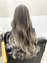 ジゼル 博多筑紫口店(GiseL)&nbsp;超本格派バレイヤージュ【博多駅筑紫口】@halu_the_world