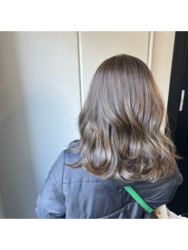 シアン(CYAN) オリーブベージュ