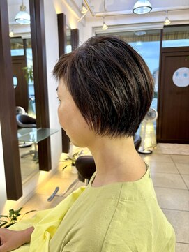 ヘアアーク(HAIR arc) アシンメトリー#メンズライク#ショートボブ#前下がり#白髪◎