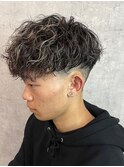 スペインカールスパイラルパーマツイストパーマフェード短髪