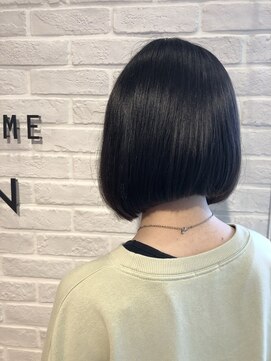 エールフォルム 藤枝店(YELLFORME) パツッと前下がりボブ【藤枝】