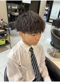 ツイストスパイラルパーマ メンズマッシュ ツイスパ メンズヘア