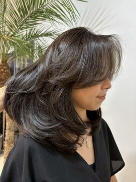 メリー オオサカ(Merly Osaka) レイヤーカット