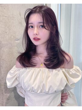 リリー(Lilley) ミディアムでも可愛くなれる【レイヤーカット】はお任せください