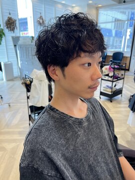 フィッティ 横須賀中央店(fiti) スパイキーショートアッシュブラック