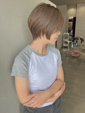 モノトーン(MONOTONE) ショート