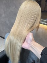 ゼウス(Zeus.)&nbsp;海外ヘアーハッシュカットレイヤーカットハイライトカラー