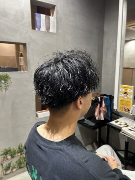 ニマルニーニー バイ ヤスオカ(2022 BY YASUOKA) 20代 メンズ ツイストスパイラル