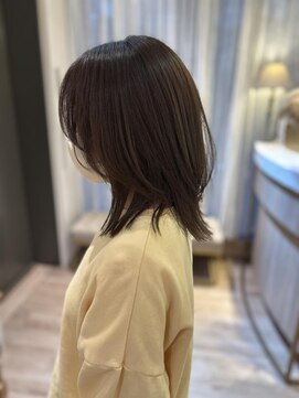 アンド ラ ブランシュ(&.La Blanche) 大人ガーリー/ダークアッシュ/ミディアムレイヤー/髪質改善