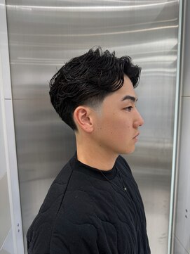 トニーアンドガイ 原宿店(TONI & GUY) 原宿メンズパーマテーパーフェードニュアンスフェザー