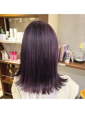 リー ヴィータ 上新庄(Lee Vita) ラベンダー×パープル×ムラサキ×外ハネ×透明感×艶感