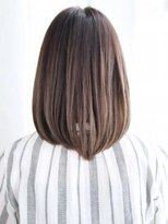 ヘアメイク ナル(hair make nalu)&nbsp;かきあげバングのナチュラルストレートスタイル