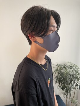 トレス(TRESS) センターパートマッシュ 黒髪マッシュ　センターパートショート