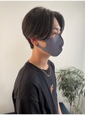 センターパートマッシュ 黒髪マッシュ センターパートショート