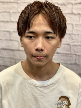 銀座マツナガ 新宿野村ビル店 ツーブロック刈り上げセンターパート