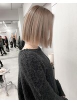 ジェム(GEM)&nbsp;ぱつっとボブミルクティーベージュ◎