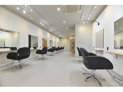 アグ ヘアー ザック 南福岡駅店(Agu hair zaccu)