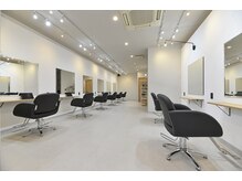 アグ ヘアー ザック 桜並木店(Agu hair zaccu)