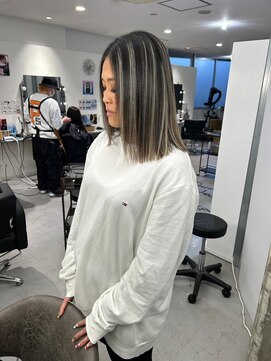 キング 枚方店(K!ng) 【枚方、高槻、梅田】ホワイトハイライト