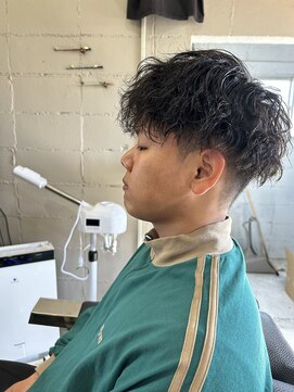 フッドウルフ(HOODWOLF) 波巻きスパイラル