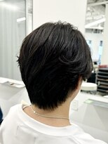 バース 梅田中崎町店(BIRTH)&nbsp;ニュアンスパーマダウンパーマセンターパート韓国メンズカット