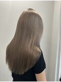 ミルクティーグレージュ