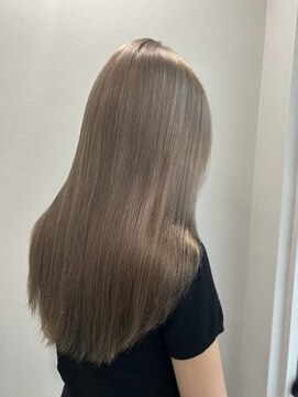 リレイス 四日市(RELACE) ミルクティーグレージュ