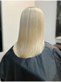 ホワイトブロンドカラー/外国人ハイライト【表参道原宿美容室】