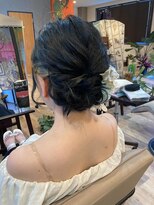 ロンズオーラ(RON'Z AURA)&nbsp;ゆるふわシニヨン