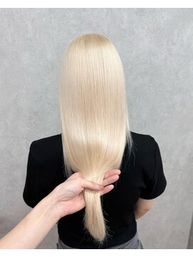 アン ブリーチ 大宮駅東口店(UN BLEACH) ホワイトブロンド