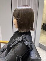 リタ(rita.) ボブ/切りっぱなしボブ/外ハネボブ/韓国ボブ 三浦