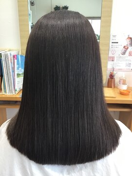 美容室木もれび うる艶ストレート