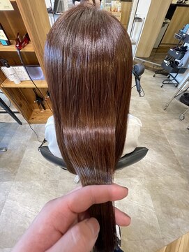 安曇野で叶える艶ピンク髪質改善