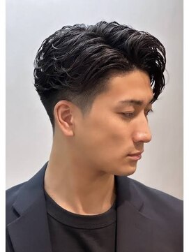 チェレ ロッソ 金剛店(Chere rosso) 渋さ引き出すフェード×アップショート